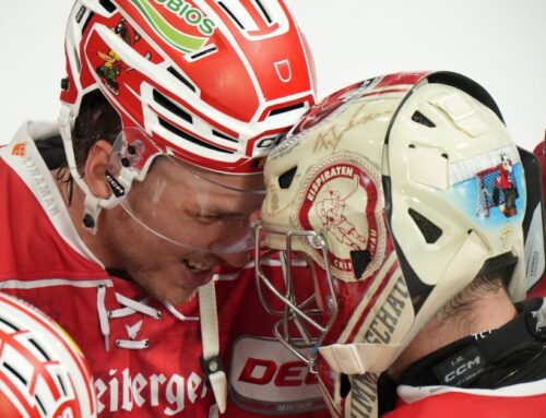 Eispiraten gewinnen Derby vor voller Hütte